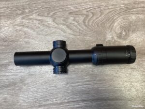 Electropoint 1-8×24 lum.